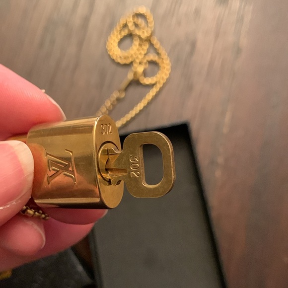LV lock and key - Picture 4 of 9